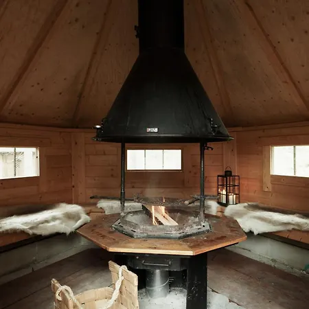 Koto Ski-in Ski- Out, Sauna, Kota * Pyhatunturi